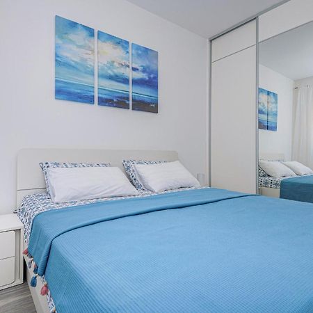 1 Bedroom Beautiful Apartment In Башка-Вода Екстер'єр фото